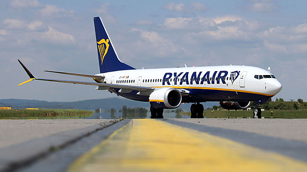 Ryanair bude uznávat palubní vstupenky jen v digitální formě. Ušetří 300 tun papíru ročně