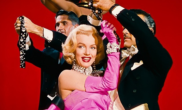 Předloha filmového hitu o blondýnkách s Marilyn Monroe. Audiokniha s 40% slevou