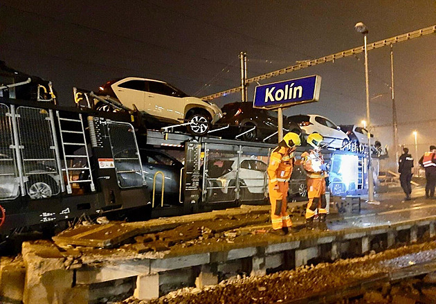 V Kolíně vykolejil nákladní vlak, provoz na Kutnou Horu stojí