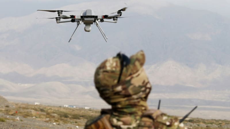 Armáda chce masivně rozšířit využití dronů. Mají vzniknout i specializované jednotky
