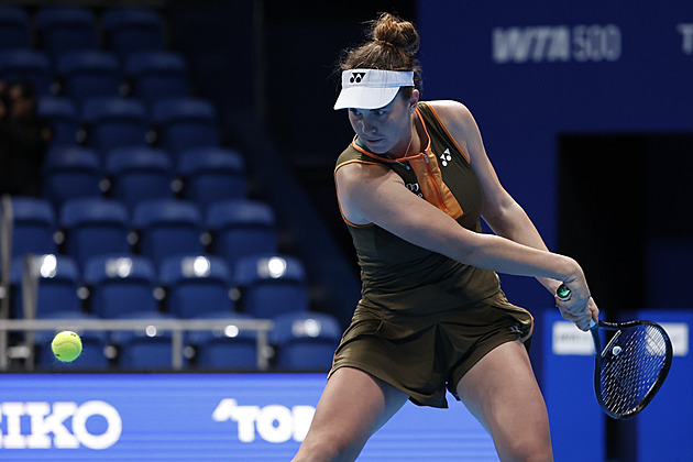 Nosková slaví v Tokiu po obratu, uspěla i Muchová. Menšík nenastoupil kvůli zranění