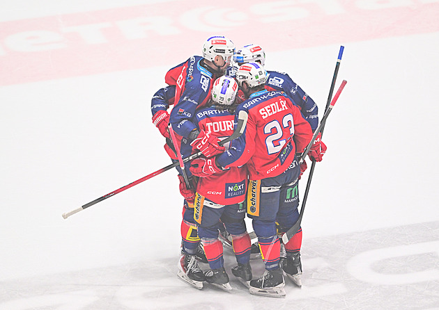 ONLINE: Souboj o posun na druhé místo, Pardubice doma válcují Budějovice