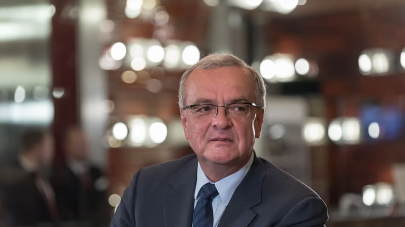 Kalousek: Okamurova exhibice u štaflí pošramotila naši pověst. Tleská mu propaganda Kremlu