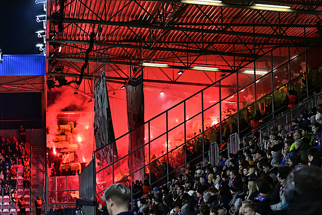 Plzeň kritizuje chování fanoušků Slavie: Způsobili zranění a statisícové škody