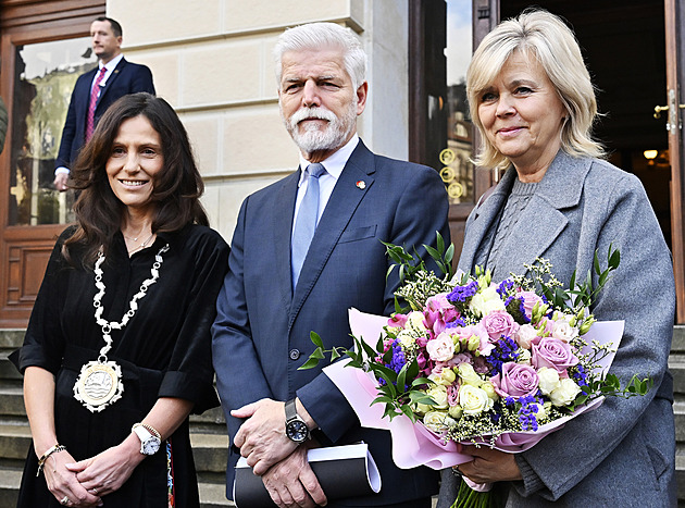 Prezident poznává přírodní krásy Karlovarského kraje i pohovoří se studenty