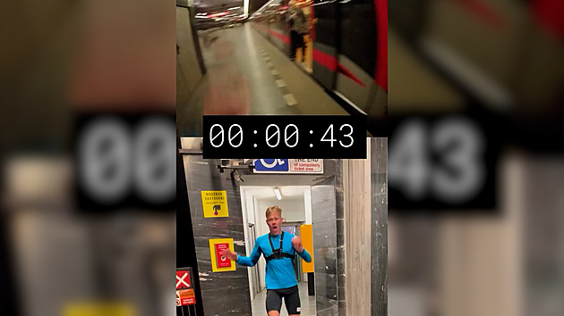 VIDEO: Kamarádi se hecli, že budou rychlejší než pražské metro. Pokus natočili