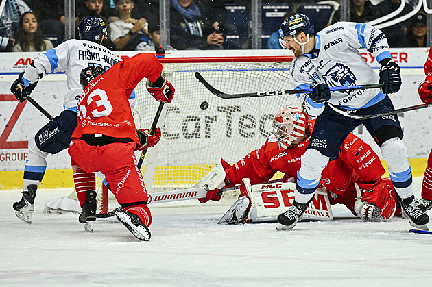 ONLINE: Liberec vede nad Olomoucí, Vítkovice otáčejí proti Budějovicím