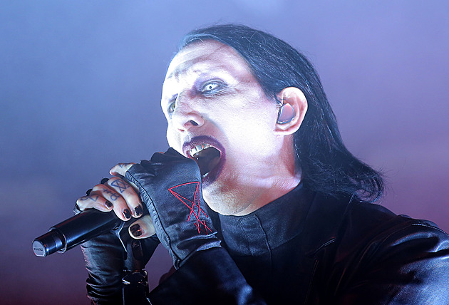 OBRAZEM: Marilyn Manson podruhé v Česku. Po Brně představil poslední desku Praze