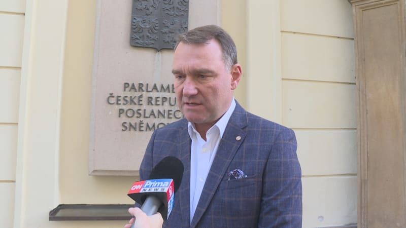 Zmrazení platů politiků? SPD otočila a chystá nový vzorec. Může být ještě štědřejší