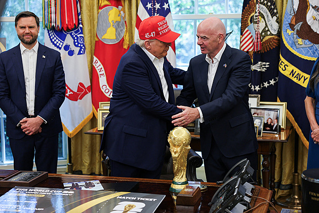 Na MS jedině s vízem. Spojené státy však nabídnou fanouškům pohovor přednostně