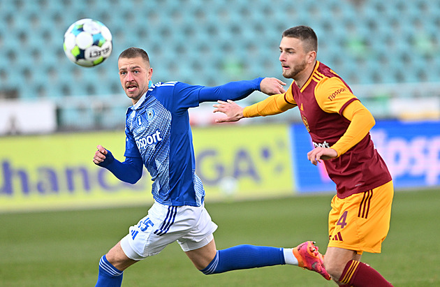 ONLINE: Dukla - Sigma Olomouc 2:2, druhé srovnání hostů, trefuje se Vašulín