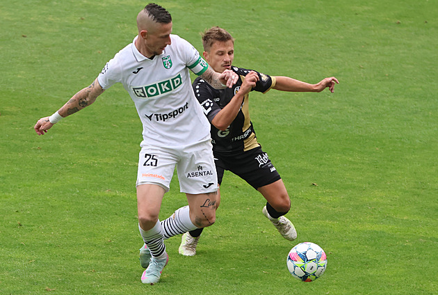 ONLINE: Karviná - Hradec Králové 0:0, domácí chtějí napravit minulý debakl