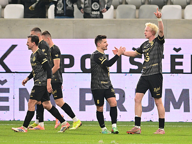 ONLINE: Hradec - Jablonec 1:0, domácí vedou. U Slončíkova gólu chybuje Hanuš