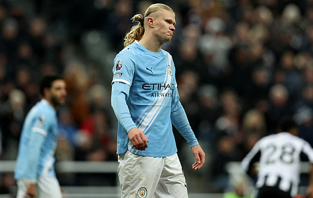 ONLINE: Manchester City hraje na Leedsu, pak v akci Newcastle či Tottenham