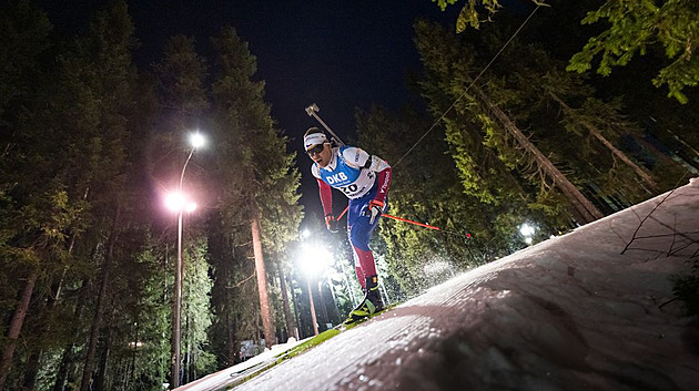 Biatlon ONLINE: Jede se sprint. Hornig vleže jednou míjí, Krčmář na trati