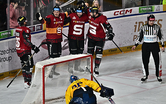 ONLINE: Sparta si proti Budějovicím bere před koncem první třetiny vedení zpět