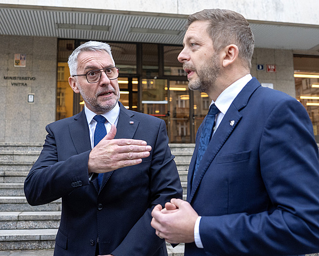 Rakušan tepal „vykolejenou“ vládu, Šlachta mu připomněl „chlastání“ během tragédie