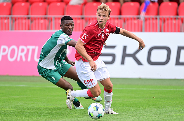 ONLINE: Bohemians - Pardubice 0:0, domácí chtějí soupeře přeskočit v tabulce