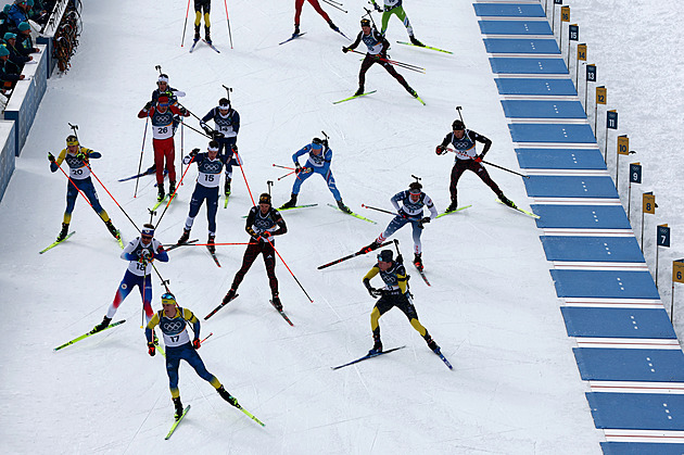 Biatlon na ZOH 2026 ONLINE: Risk nevyšel, Krčmář na poslední střelbě propadl