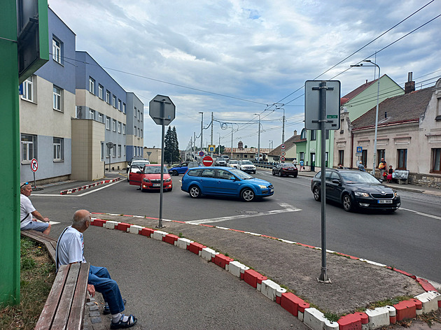 Domluveno. Po letech slibů nastanou dopravní změny u Pardubické nemocnice