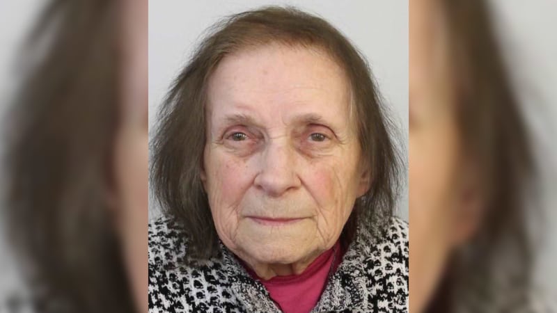 Po seniorce z Horní Cerekve se slehla zem. Policie prosí o pomoc s pátráním