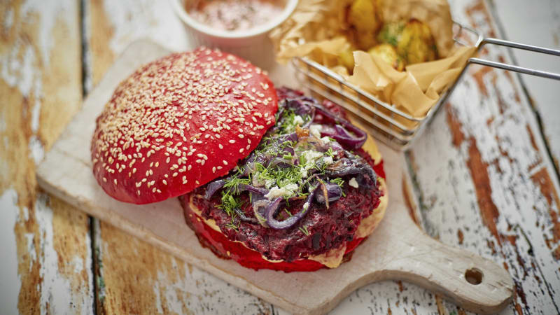 Boj o vegeburger u konce? V Evropě padlo zásadní rozhodnutí, některé potraviny čeká změna