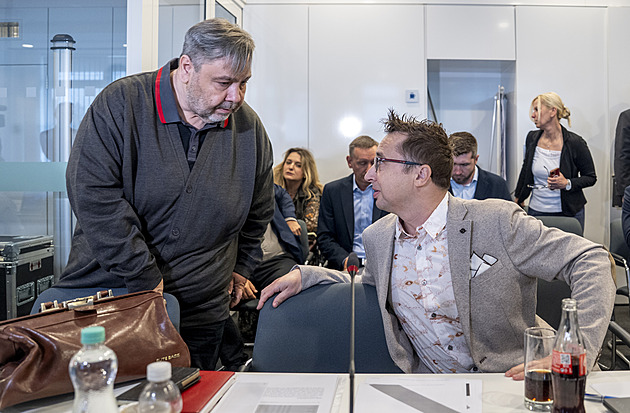 Začal boj o Radu ČT. Jako první se představuje exposlanec ANO Berkovec