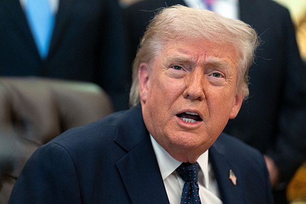 Trump se snaží obejít Kongres. USA ukončily nepřátelské akce proti Íránu, tvrdí