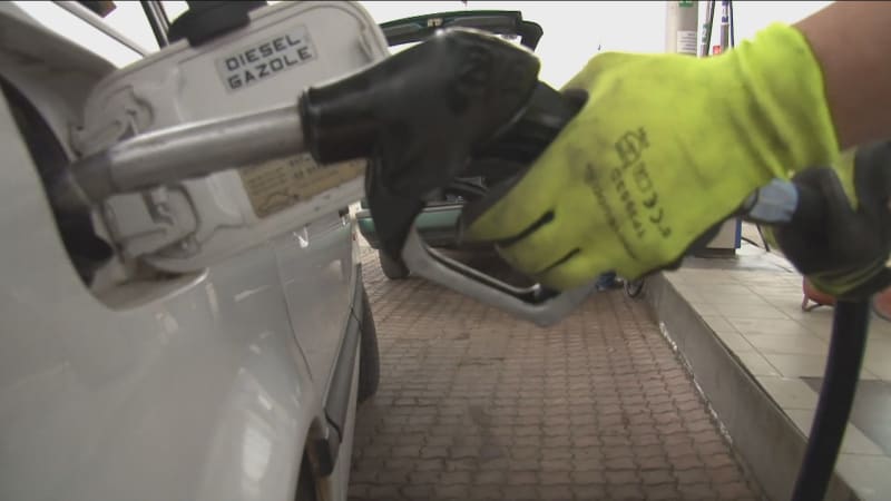 Mezi cenami benzinu a nafty se rozevírají nůžky. TABULKA ukazuje, kde se tankuje nejlevněji