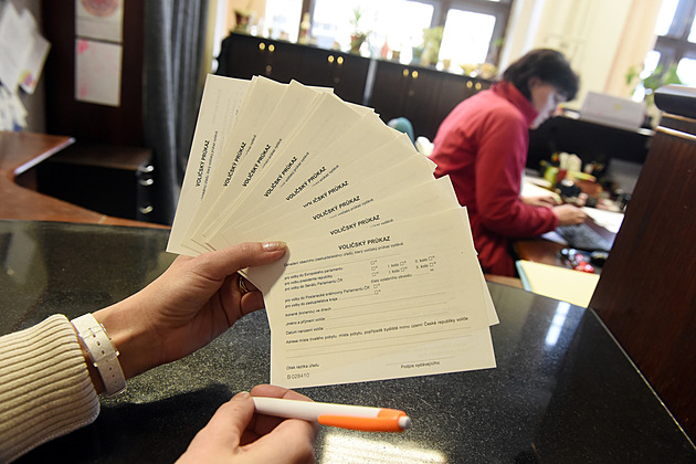 Voličský průkaz 2026: jak ho získat a kde s ním volit