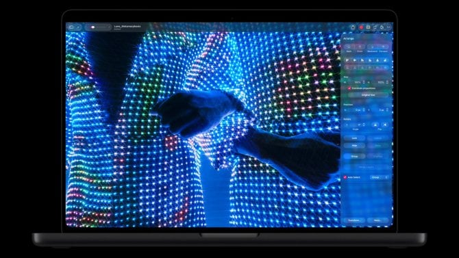 Apple představil první dotykový MacBook Pro. V plné palbě stojí jako nová Kia, přesto mu chybí to nejzákladnější
